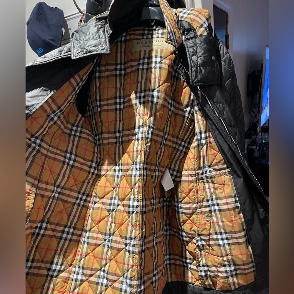 Excellent condition Burberry quilted jacket